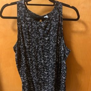 Black print swing tank